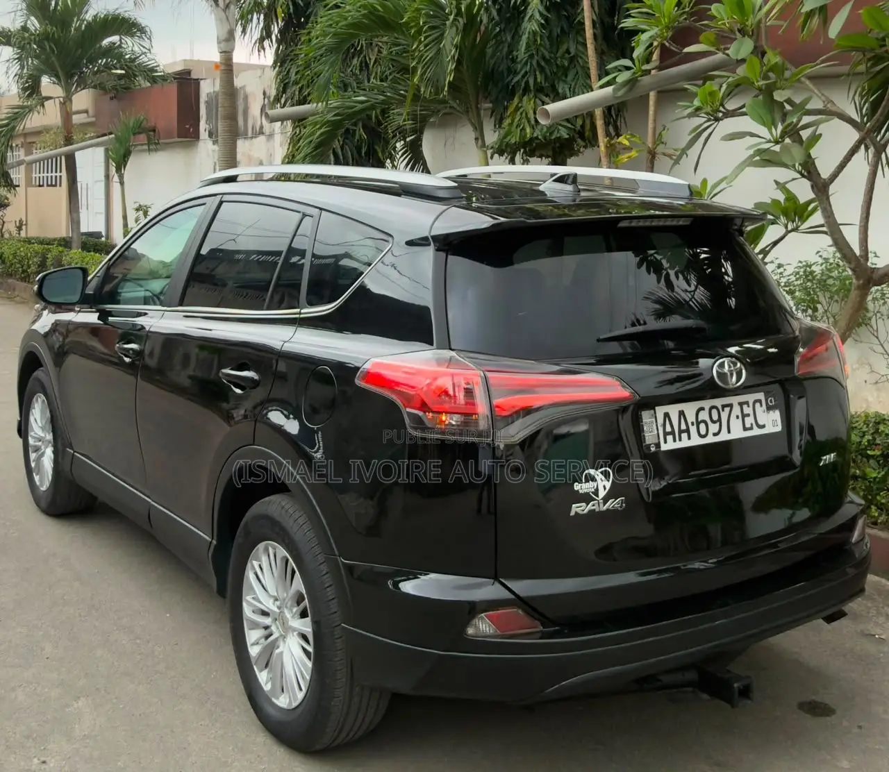 Toyota RAV4 2018 Noir
