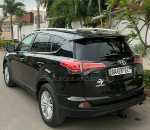 Toyota RAV4 2018 Noir