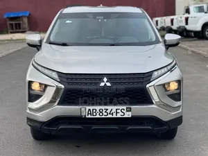 Mitsubishi Eclipse Cross 2022 Gris