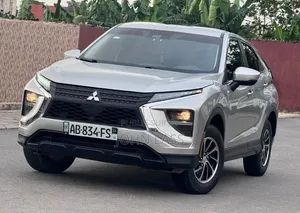 Mitsubishi Eclipse Cross 2022 Gris