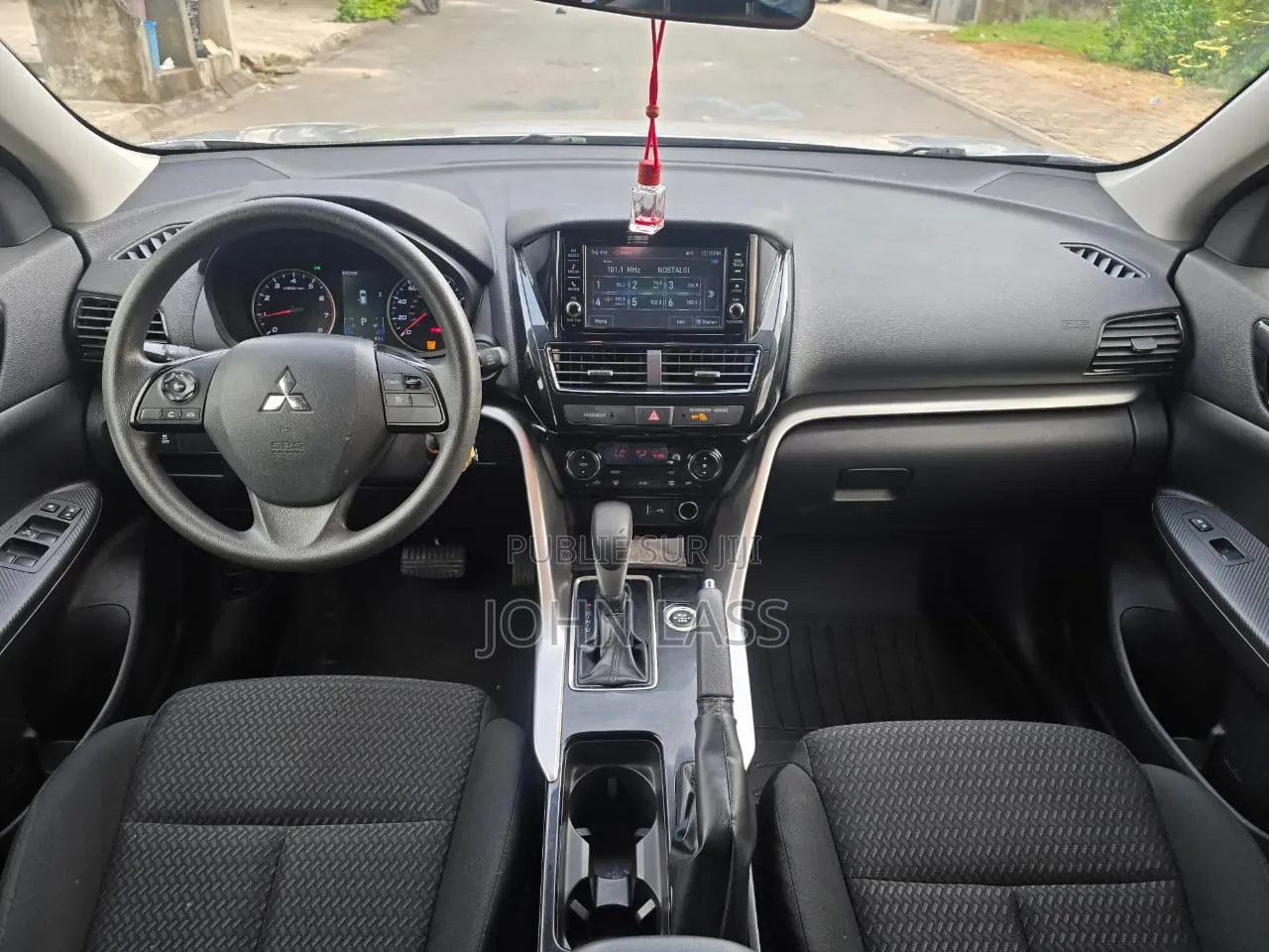 Mitsubishi Eclipse Cross 2022 Gris