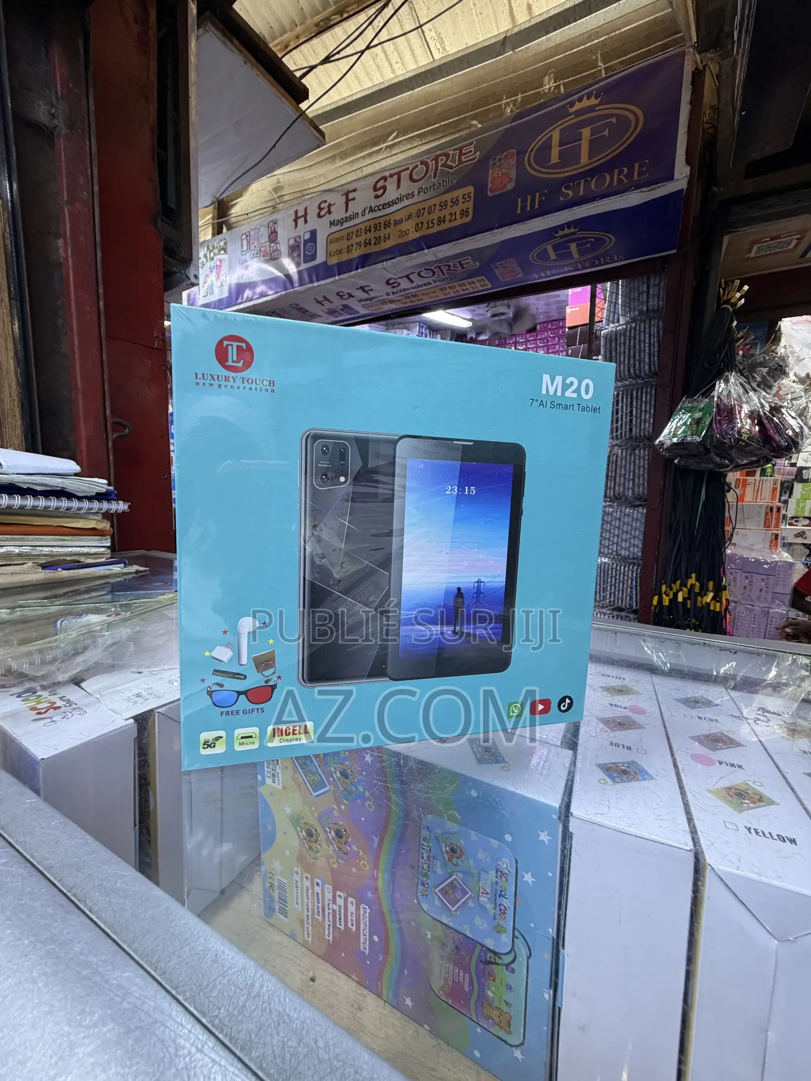 Nouveau Luxury Touch E825 512 GB Autre