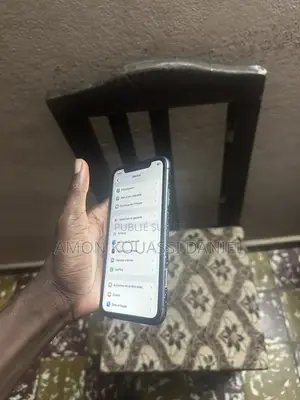 Apple iPhone 11 64 GB Noir