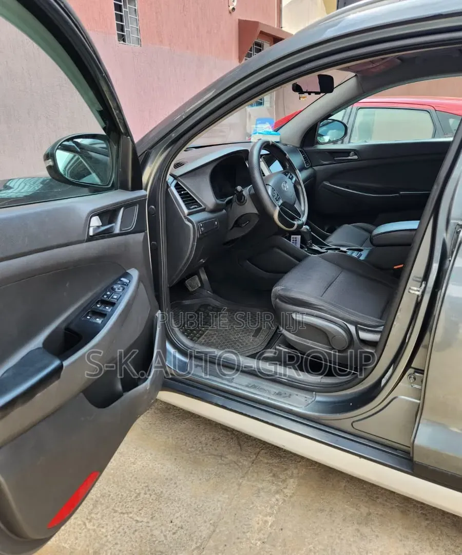 Hyundai Tucson 2018 Gris