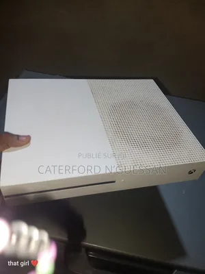 Vente Xbox One S Craqué 17 Jeux Installer