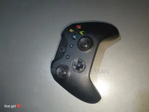 Vente Xbox One S Craqué 17 Jeux Installer