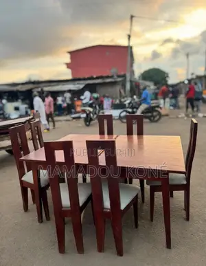 Table a Mangé Plus 06 Chaises