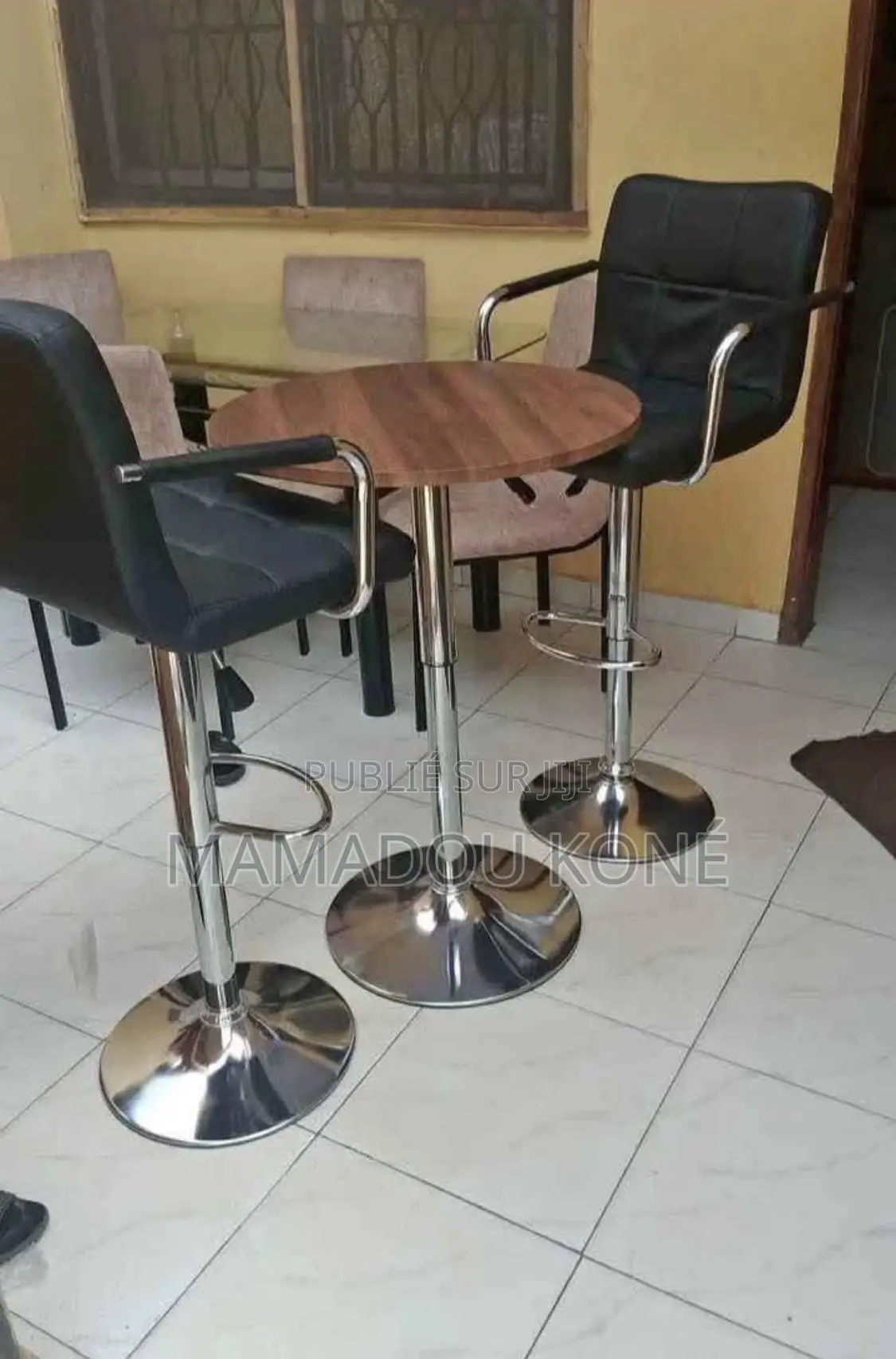 Table Et 2 Chaises Importer
