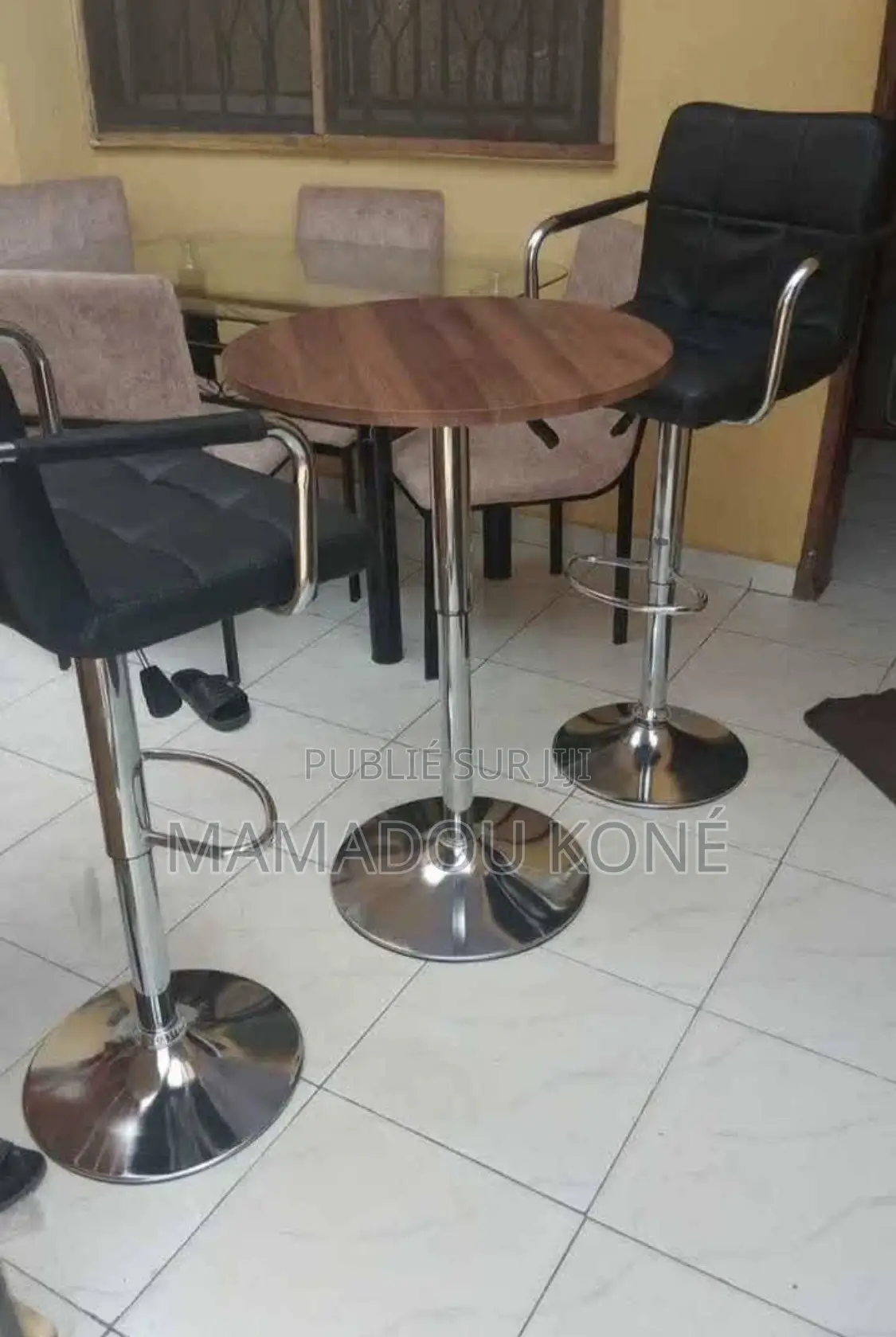 Table Et 2 Chaises Importer