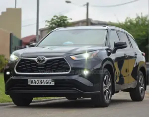 Toyota Highlander 2021 Gris