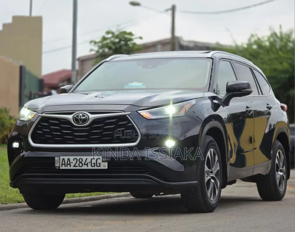 Toyota Highlander 2021 Gris