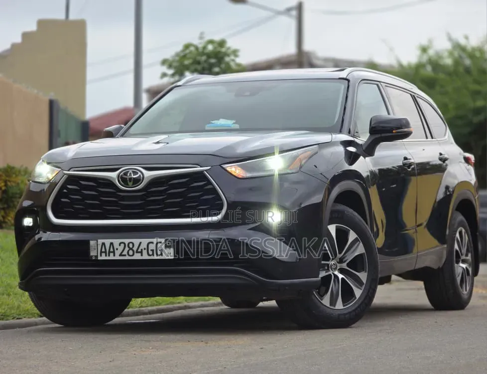 Toyota Highlander 2021 Gris