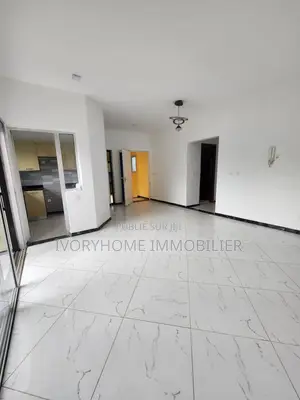 4chbre Duplex dans Cocody à Louer