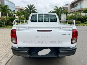 Toyota Hilux 2024 Blanc
