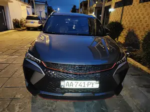 Geely Coolray 1.5 FWD 2024 Gris