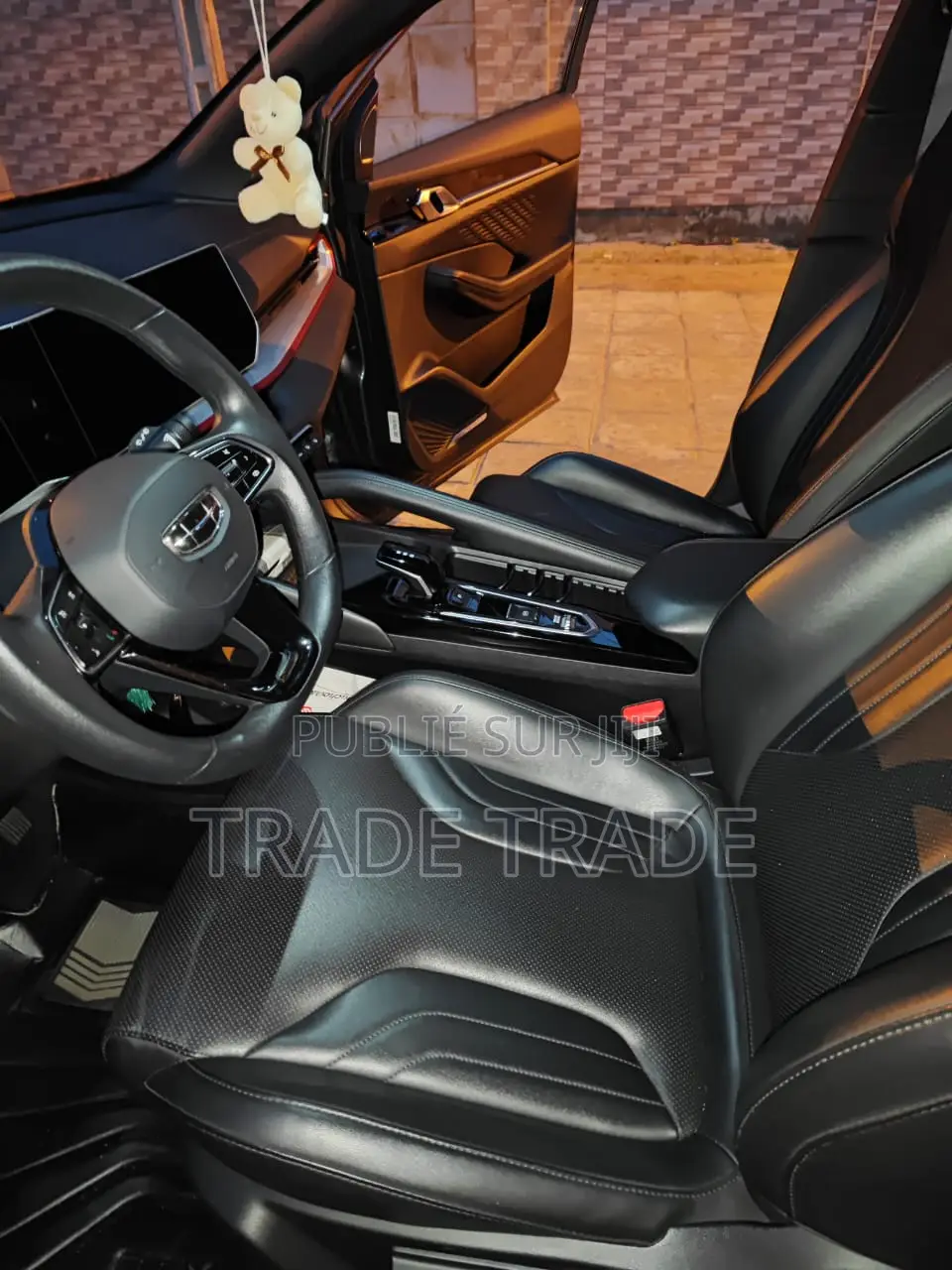 Geely Coolray 1.5 FWD 2024 Gris