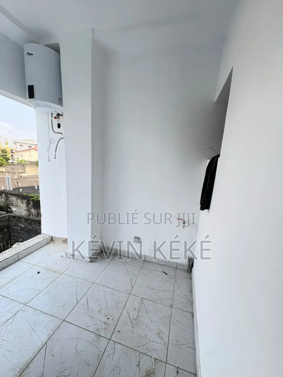 2chbre Appartement dans Grâces Immobilier, Cocody à Louer