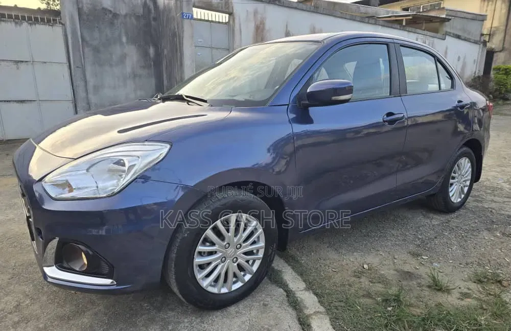 Suzuki Dzire 2023 Bleu