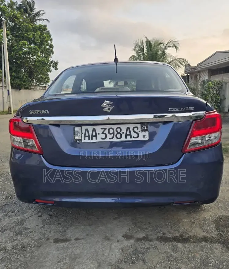 Suzuki Dzire 2023 Bleu