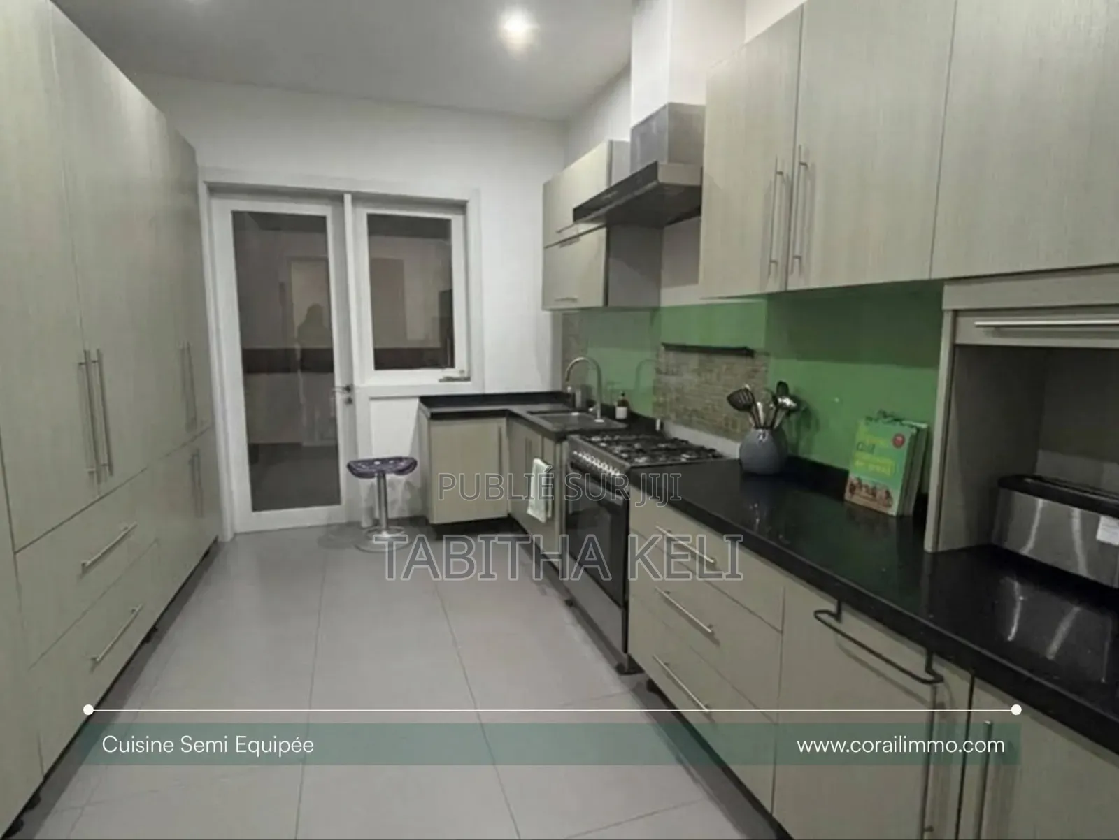 3chbre Appartement dans Cocody à Louer