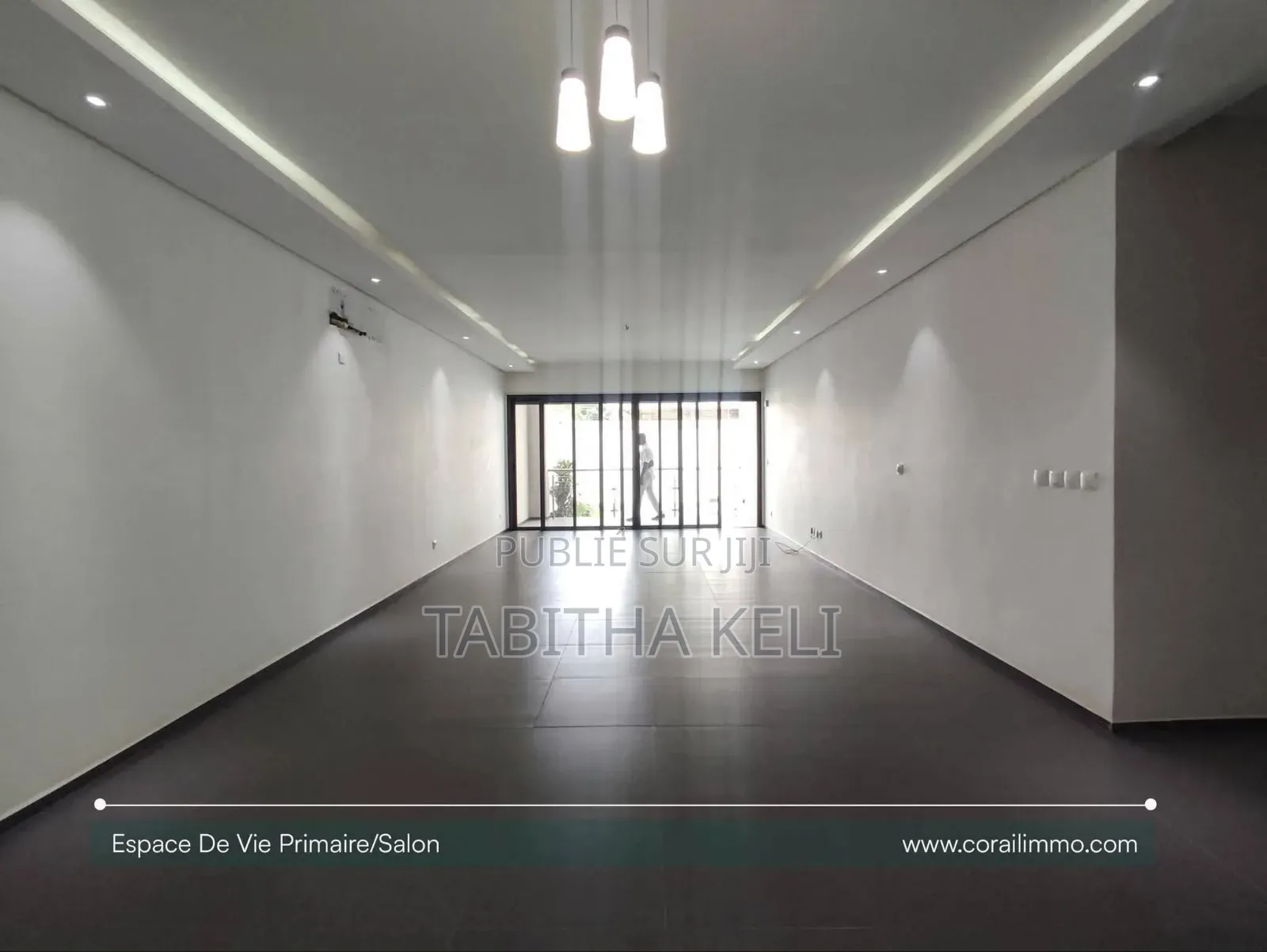3chbre Appartement dans Cocody à Louer