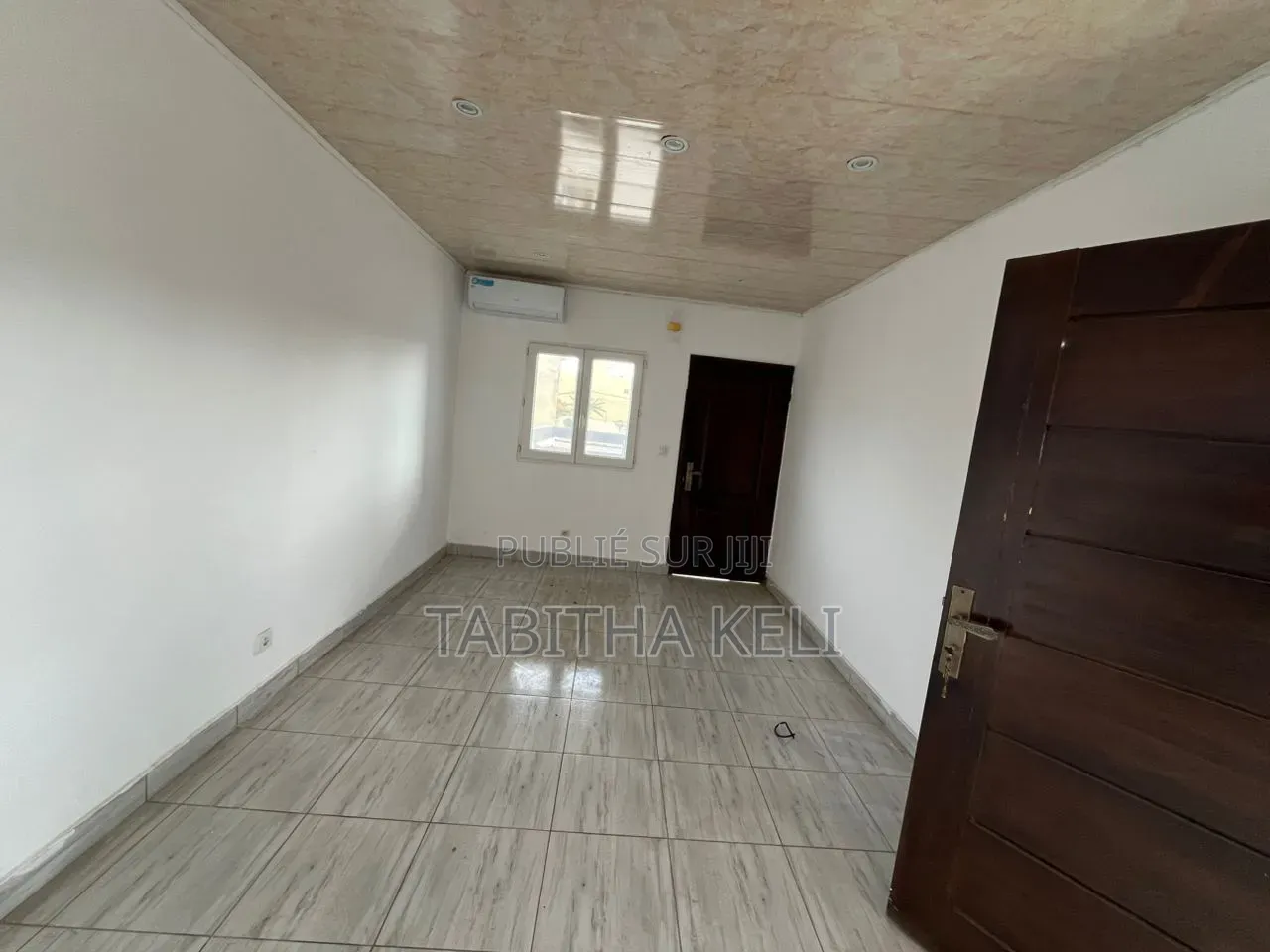 8chbre Duplex dans Cocody à Louer