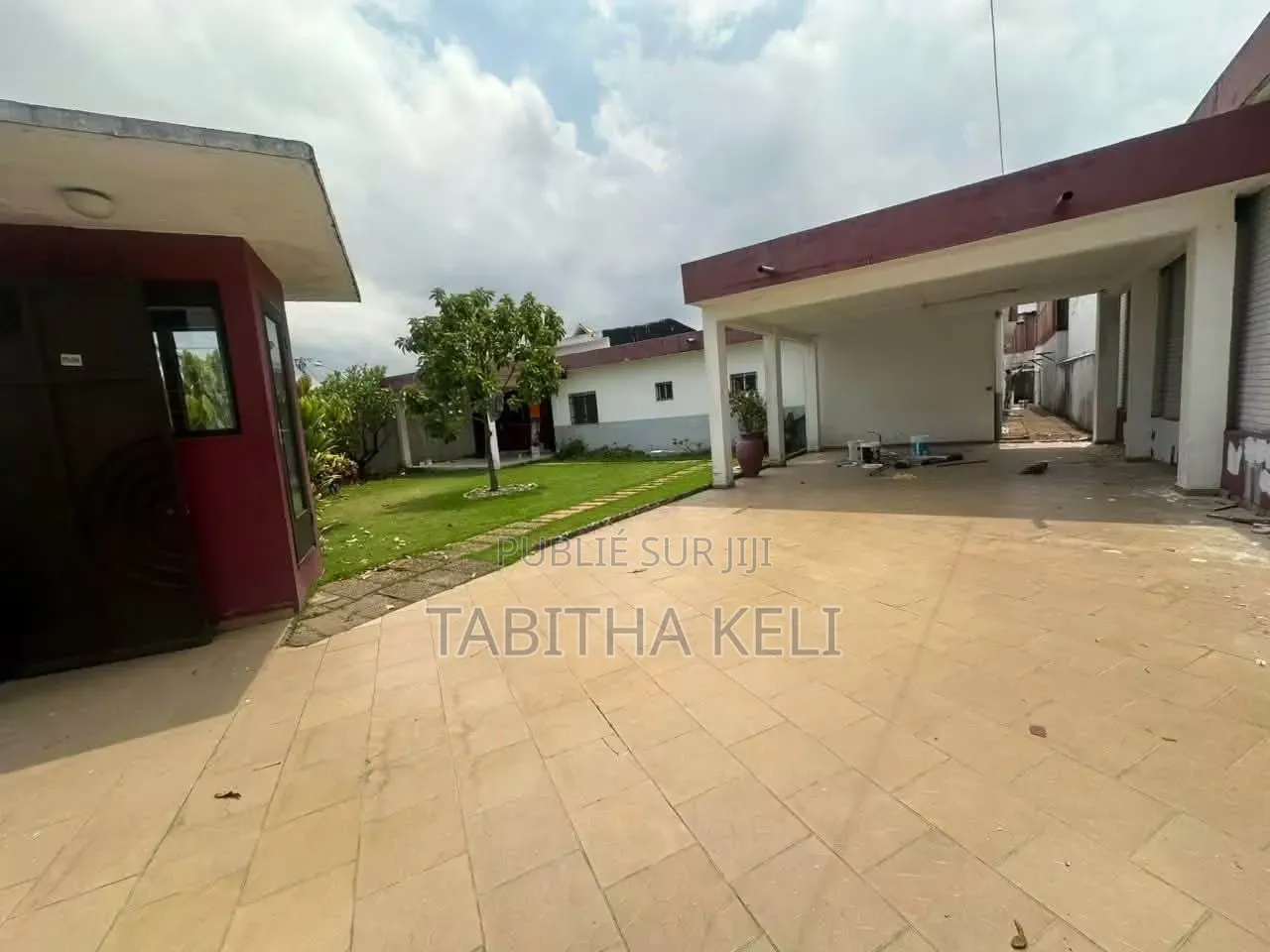 4chbre Villa dans Cocody à Louer
