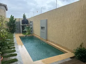 4chbre Duplex dans Cocody à Vendre