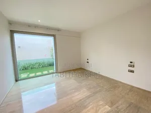 3chbre Appartement dans Cocody à Louer
