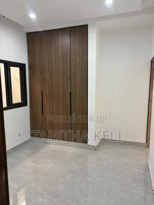 7chbre Duplex dans Cocody à Louer
