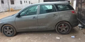 Toyota Matrix 2006 Gris