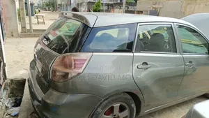 Toyota Matrix 2006 Gris