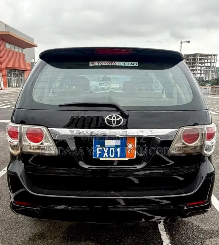 Toyota Fortuner 2013 Noir