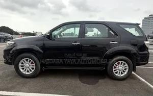 Toyota Fortuner 2013 Noir