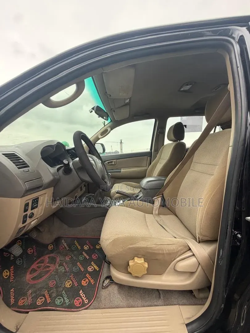 Toyota Fortuner 2013 Noir