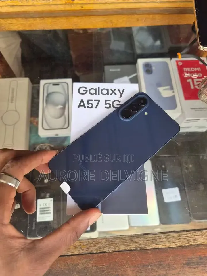Nouveau Samsung Galaxy A57 128 GB Autre