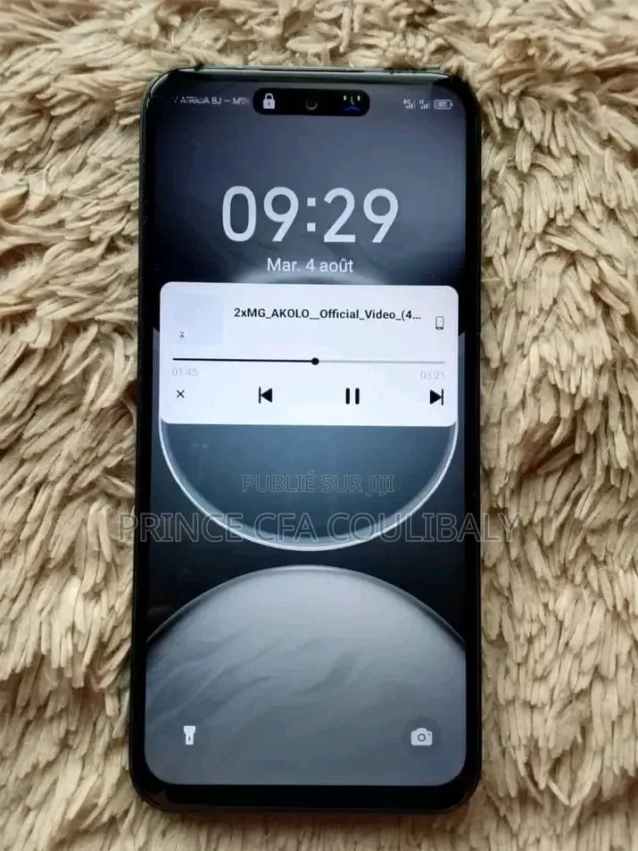 Nouveau Tecno Spark 30C 128 GB Doré