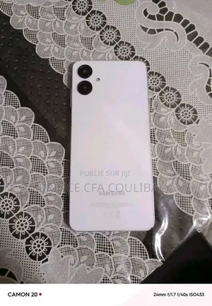 Nouveau Samsung Galaxy A06 128 GB Blanc