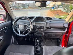 Suzuki S-Presso 2024 Bordeaux
