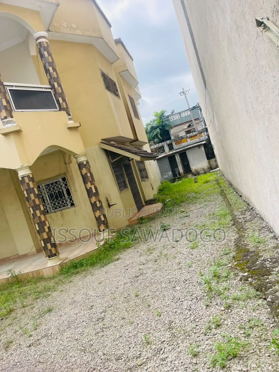 6chbre Duplex dans Isbank -Group, Cocody à Louer