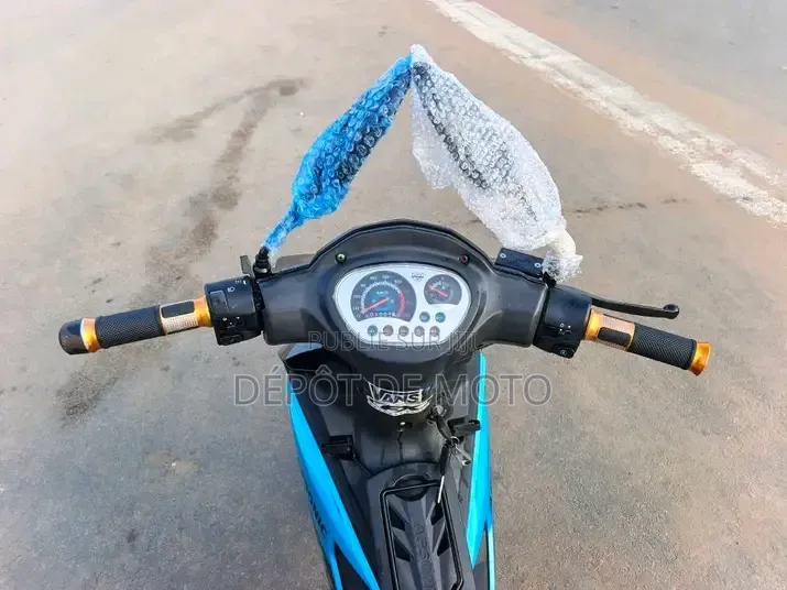Nouveau Apsonic AP50A 2025 Bleu