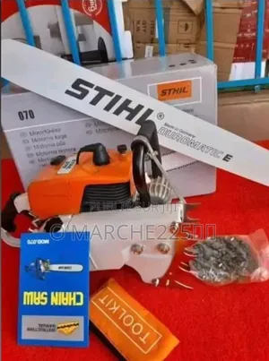 Tronçonneuse Stihl 0.70 Très Puissante