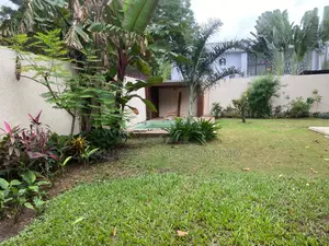 3chbre Duplex dans Interconfimo Sarl, Cocody à Louer