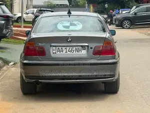 BMW 3 Series 2004 Gris