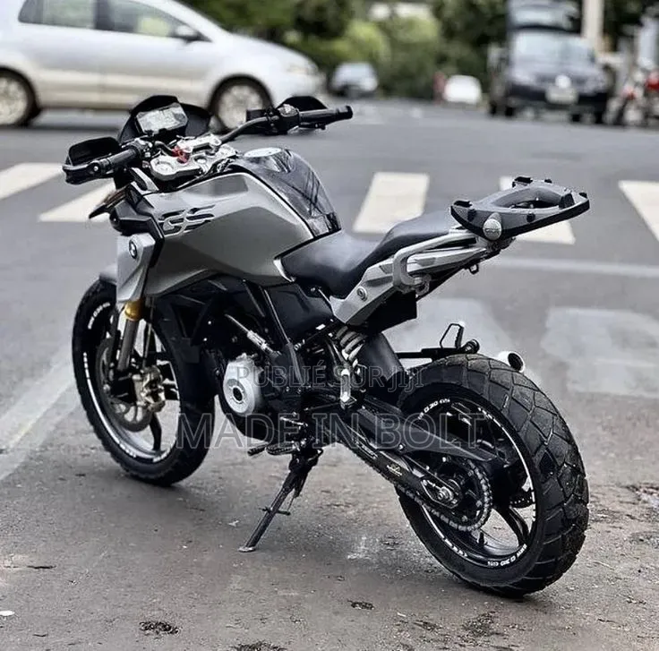 Nouveau Yamaha FZ 2023 Noir