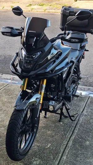 Nouveau Yamaha FZ 2023 Noir