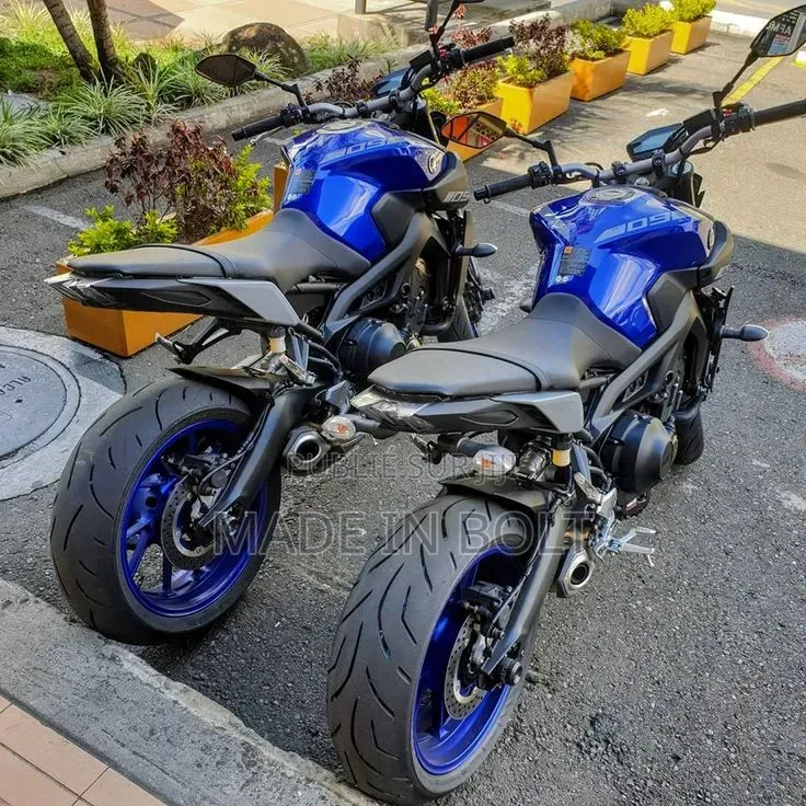 Nouveau Yamaha FZ 2023 Noir
