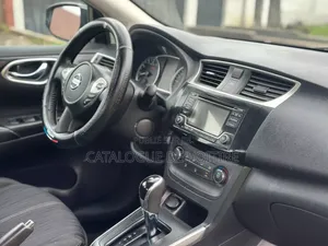 Nissan Sentra 2018 Noir
