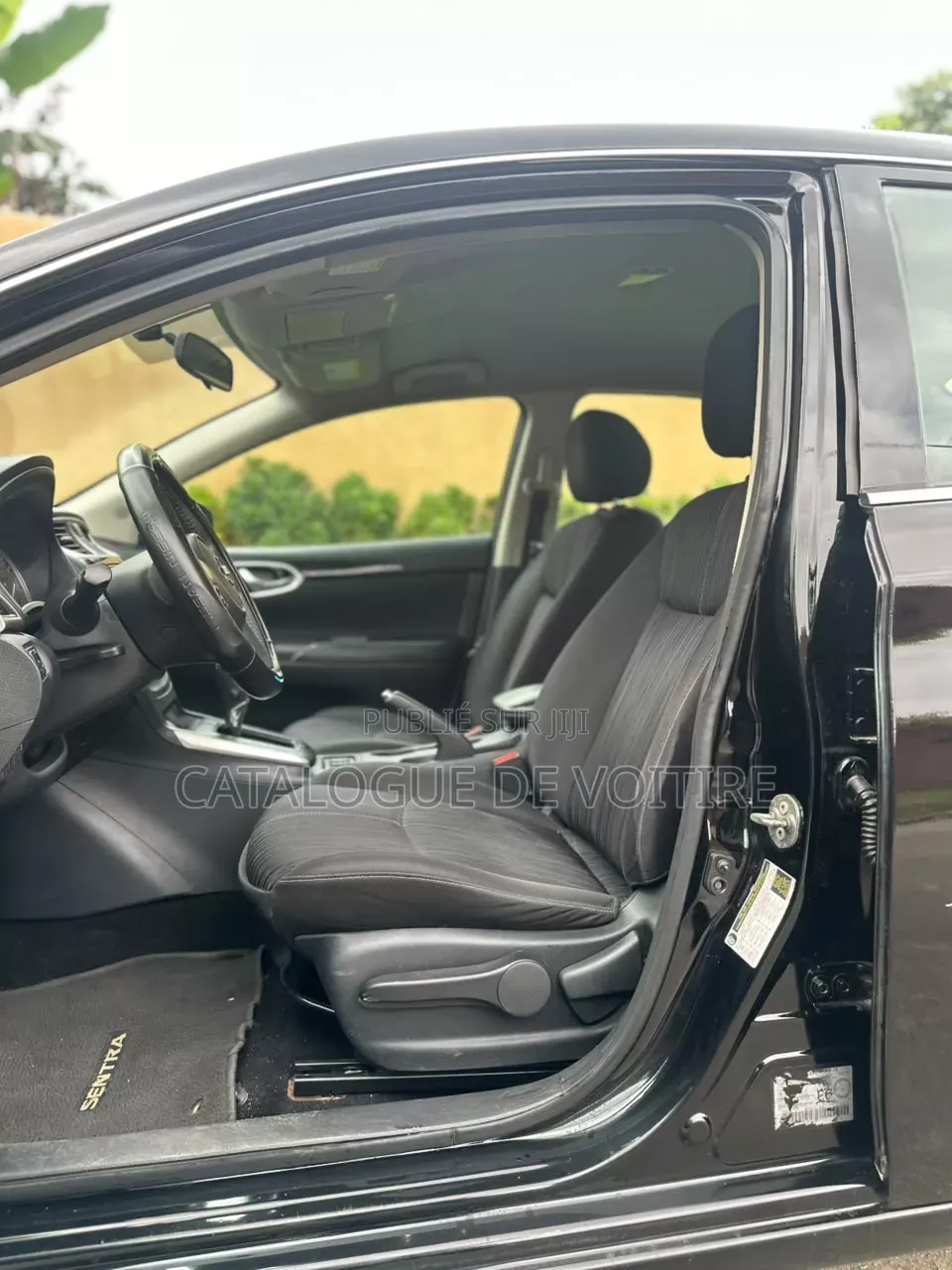 Nissan Sentra 2018 Noir