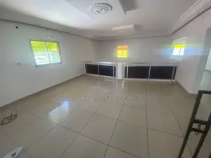5chbre Duplex dans Interconfimo Sarl, Cocody à Louer